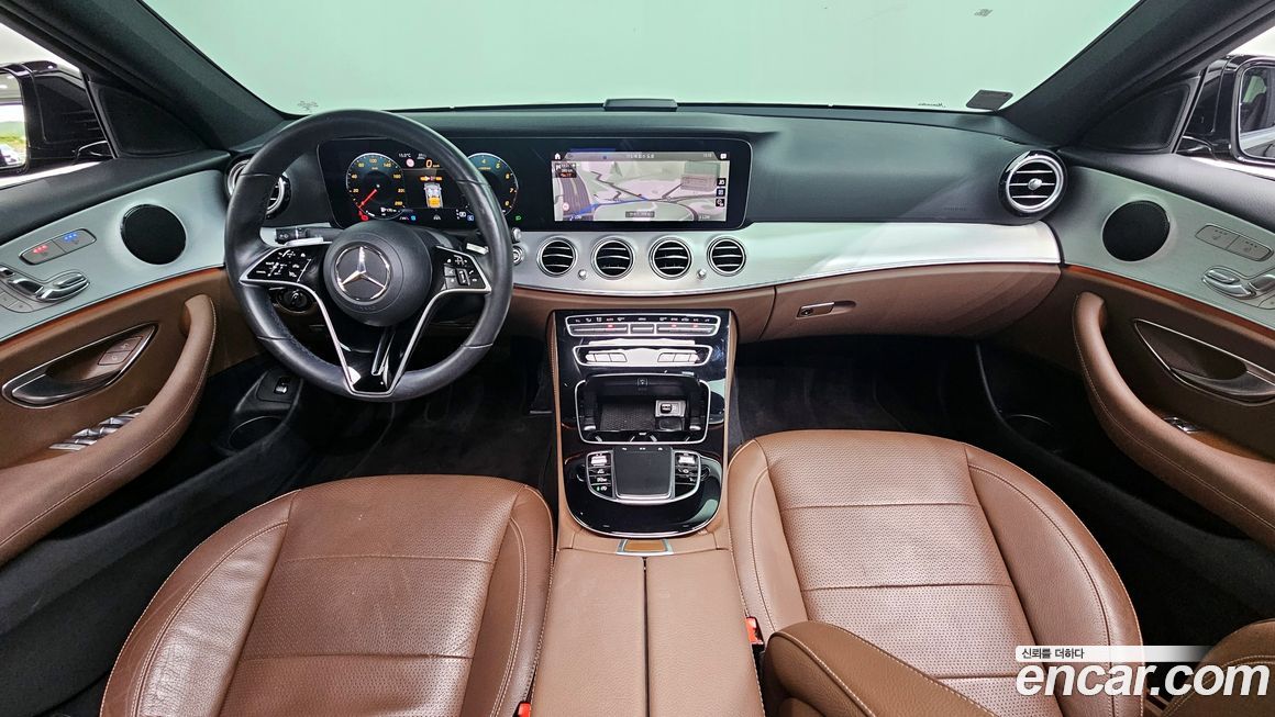 Mercedes-Benz E-Class 2021