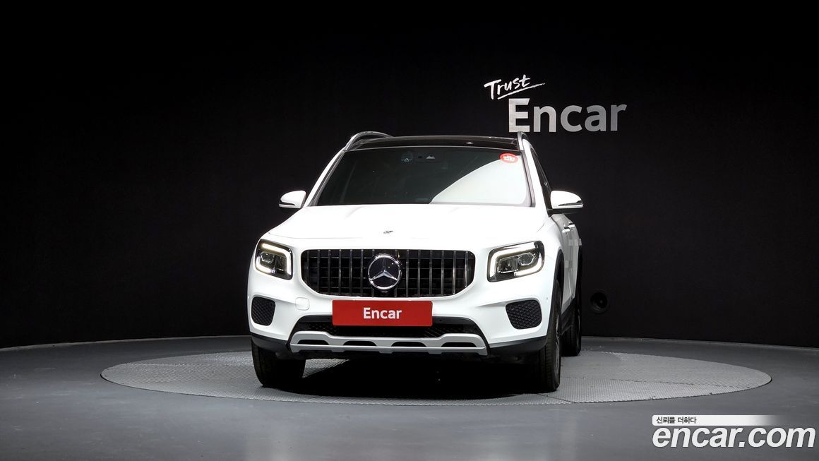 Mercedes-Benz GLB-Class 2021