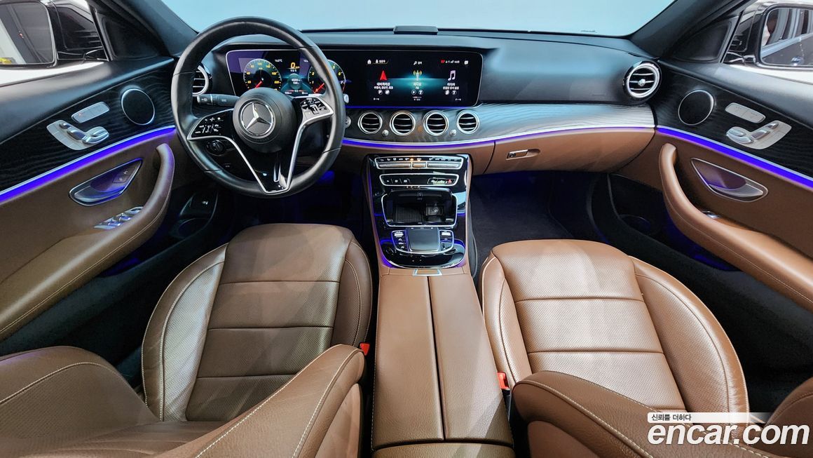 Mercedes-Benz E-Class 2023