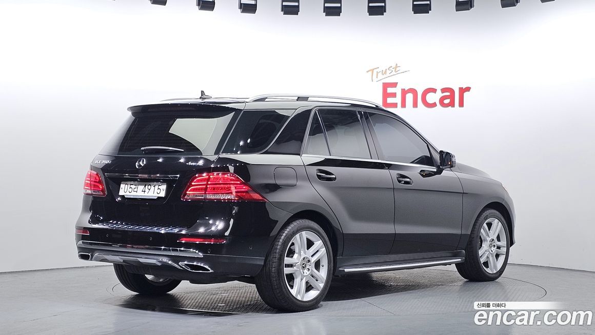 Mercedes-Benz GLE-Class 2018