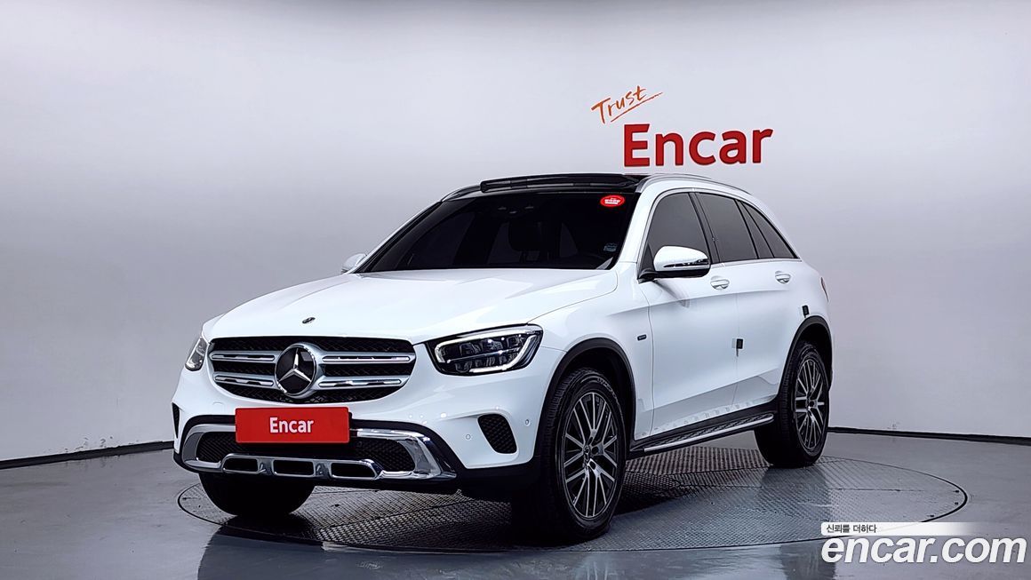 Mercedes-Benz GLC-Class 2021