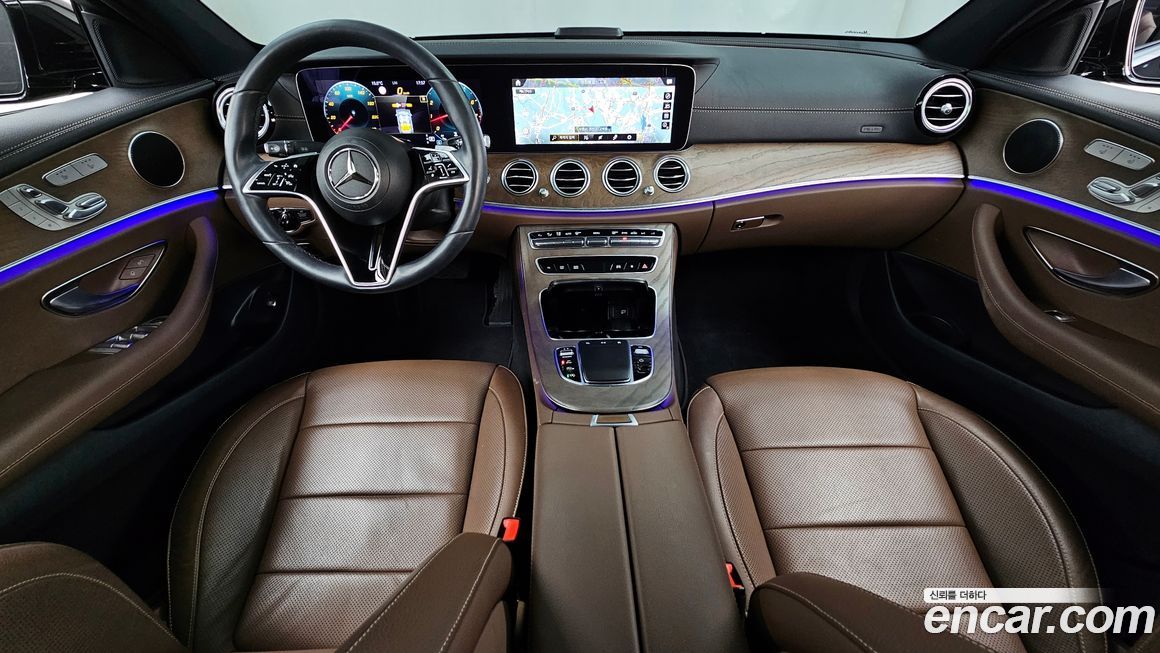 Mercedes-Benz E-Class 2023