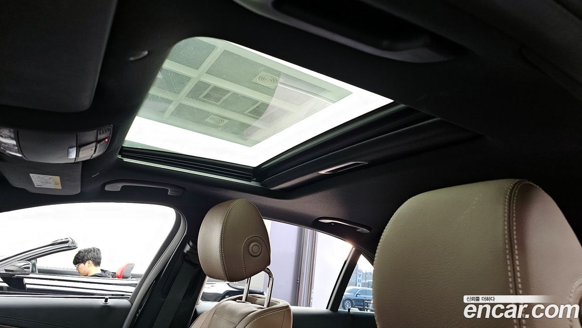 Mercedes-Benz E-Class 2023