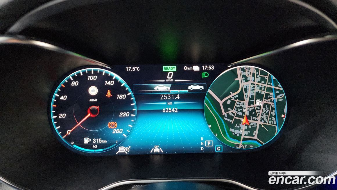 Mercedes-Benz GLC-Class 2021