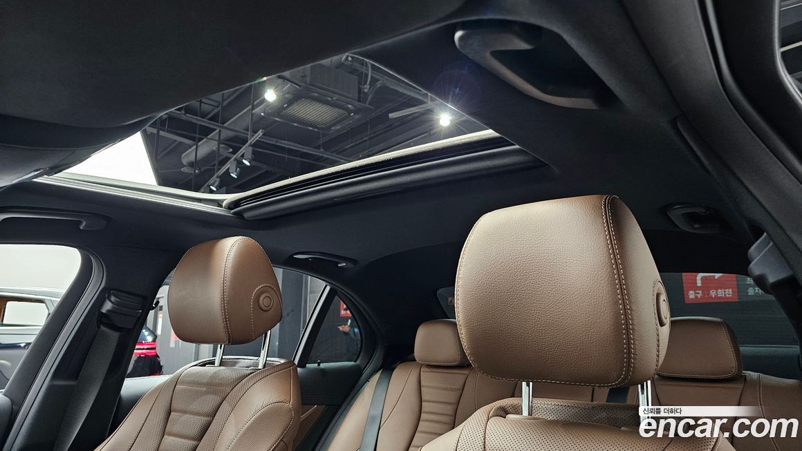 Mercedes-Benz E-Class 2021