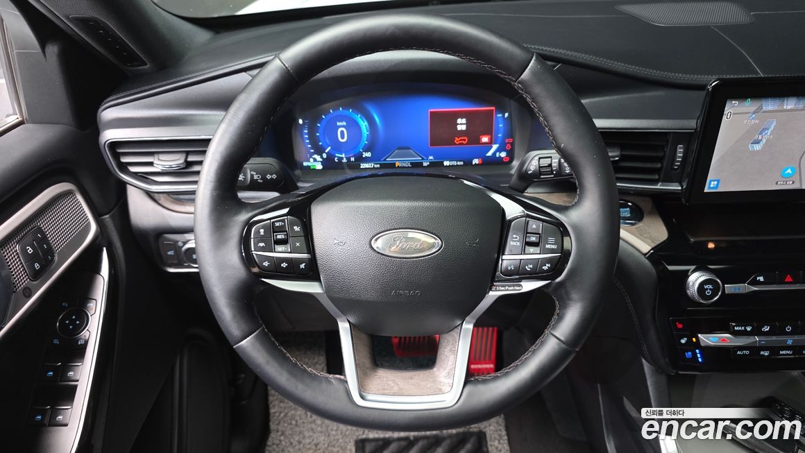 Ford Explorer 2022