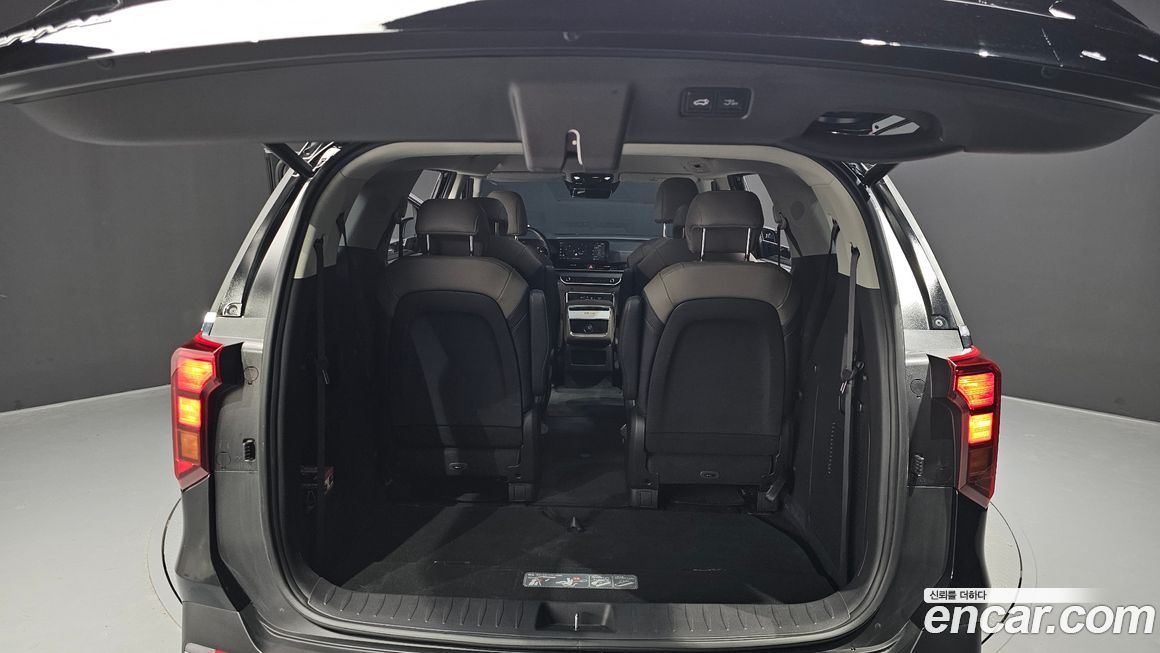 Kia Canival 2025