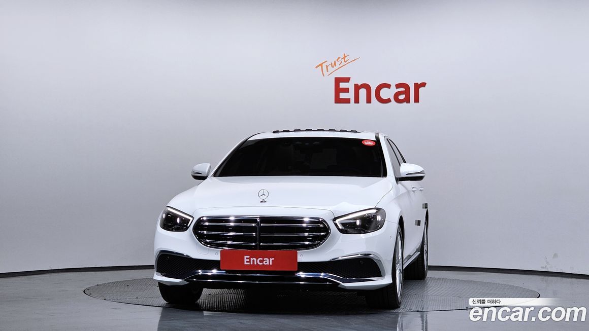 Mercedes-Benz E-Class 2021