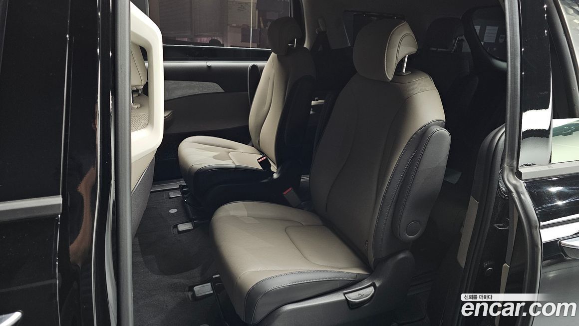Kia Canival 2025