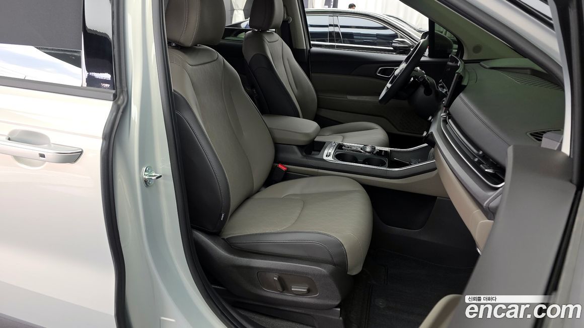 Kia Canival 2025