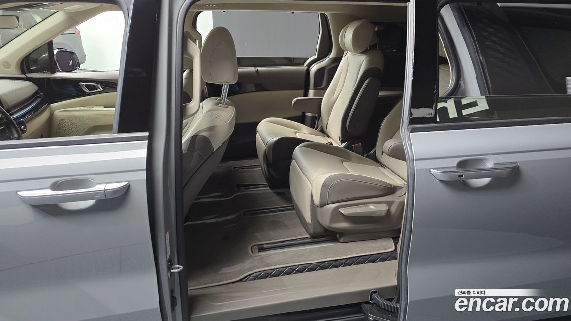 Kia Canival 2025
