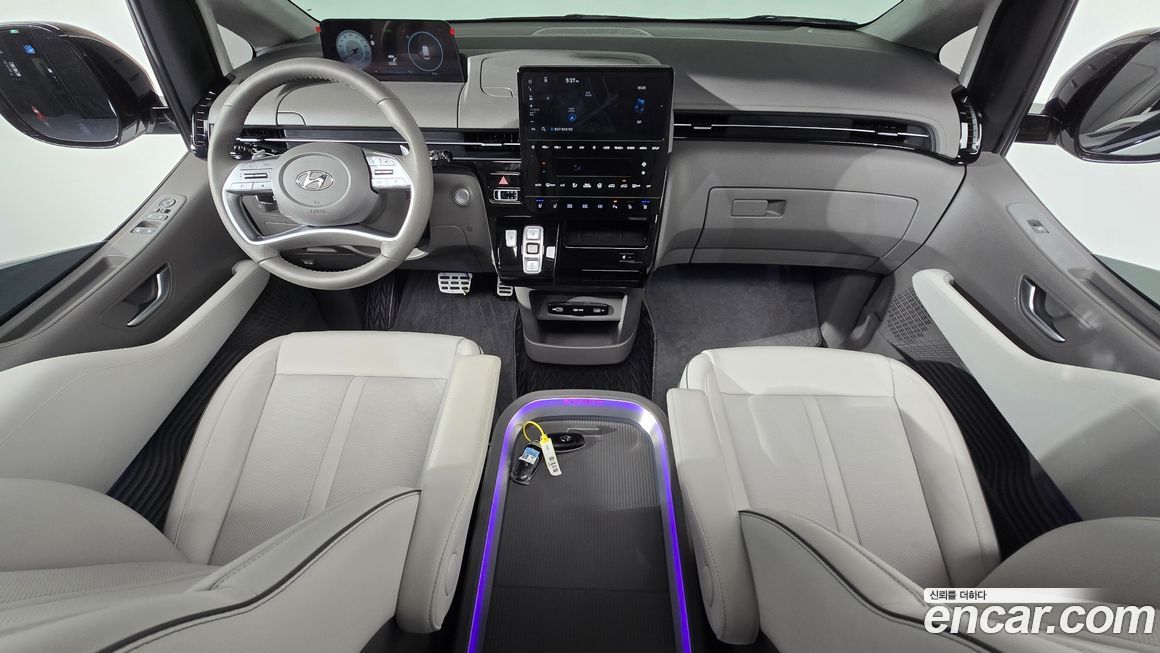 Hyundai Staria 2023