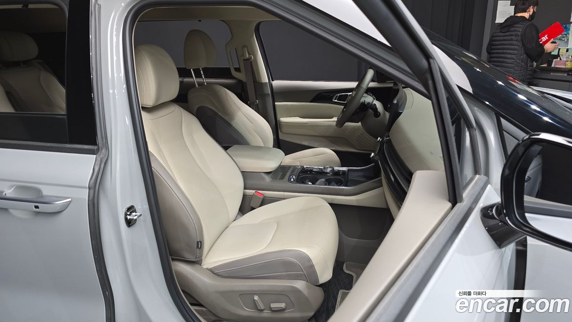 Kia Canival 2025