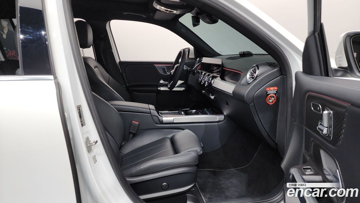 Mercedes-Benz GLB-Class 2024