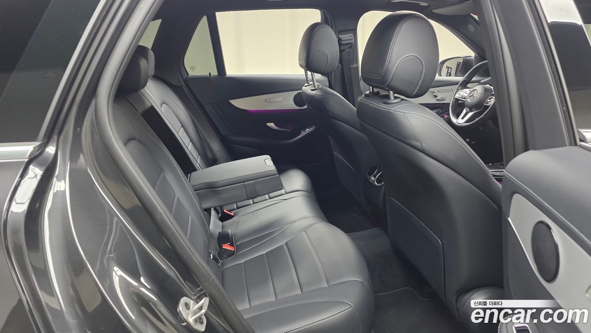 Mercedes-Benz GLC-Class 2022