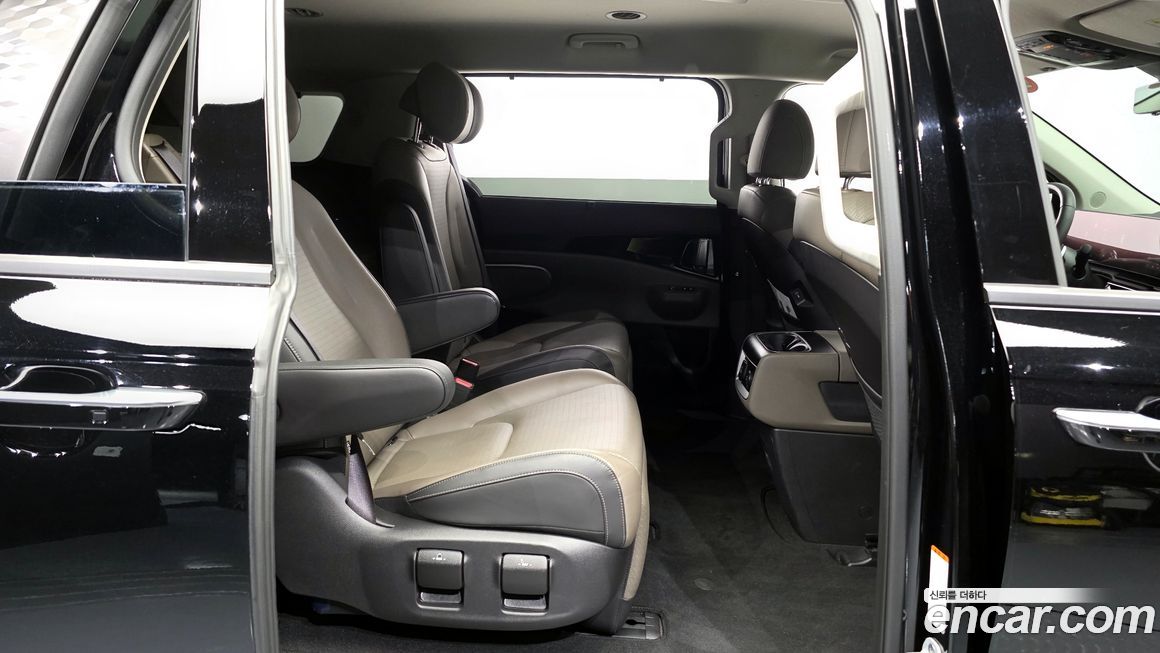 Kia Canival 2024