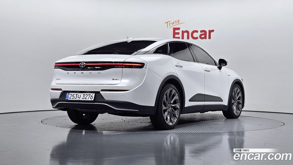 Toyota Crown 2024