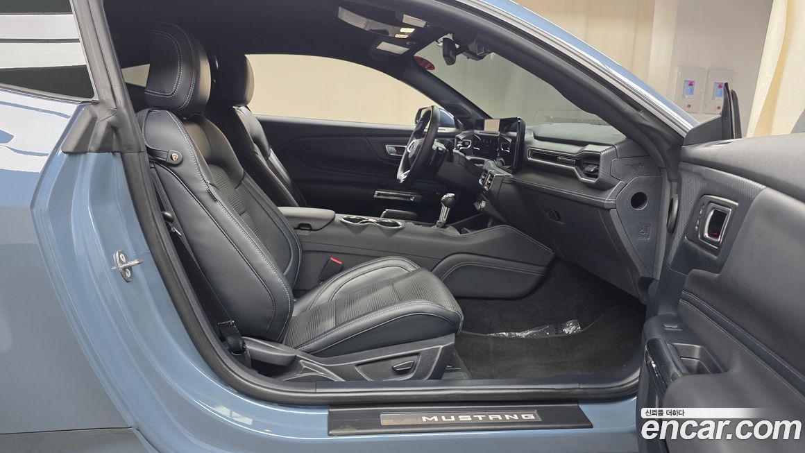 Ford Mustang 2024