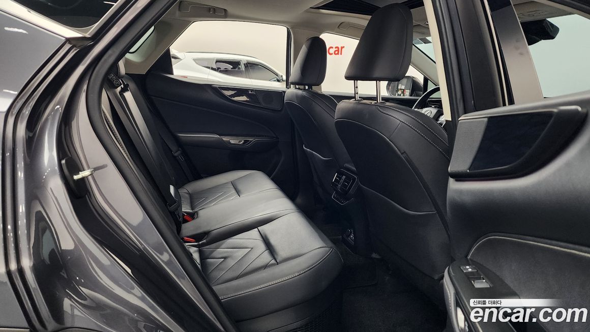Lexus NX 2024