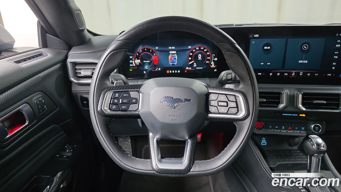 Ford Mustang 2024