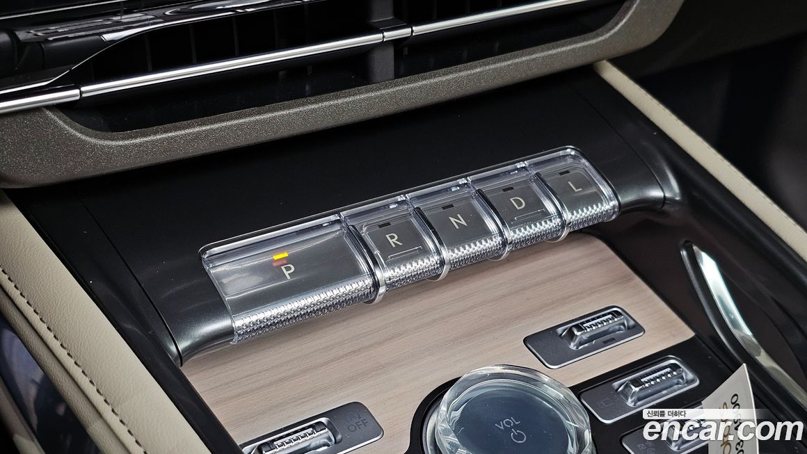 Lincoln Nautilus 2024