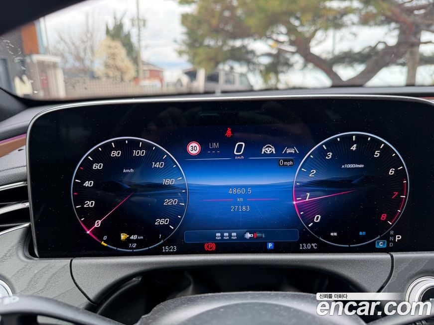 Mercedes-Benz E-Class 2025