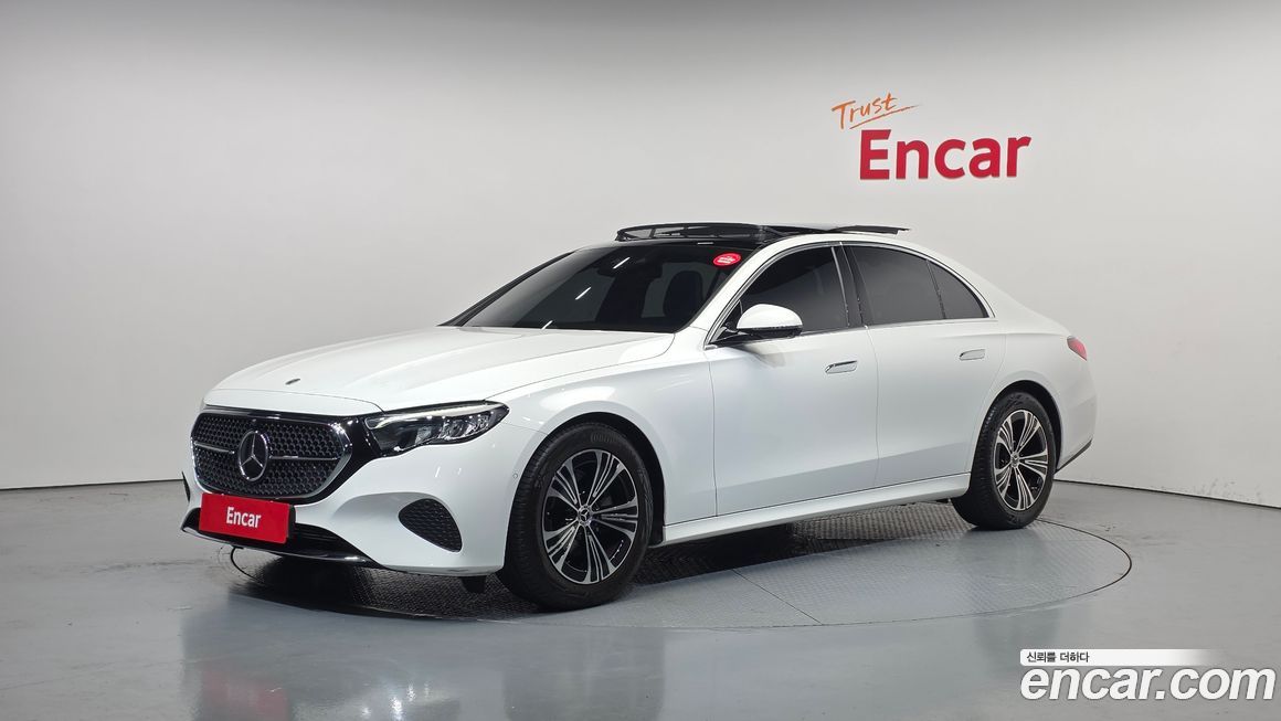 Mercedes-Benz E-Class 2024