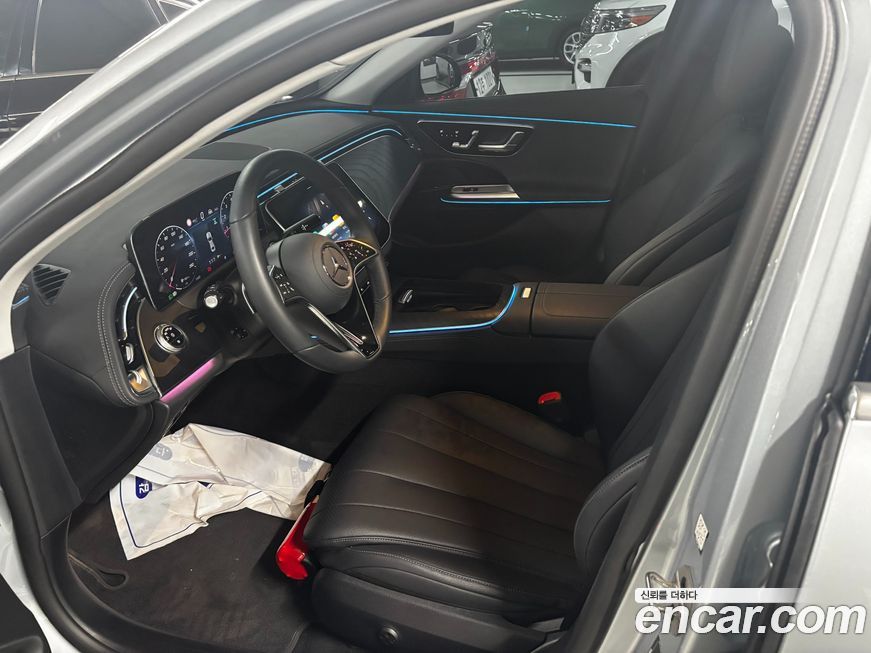 Mercedes-Benz E-Class 2025