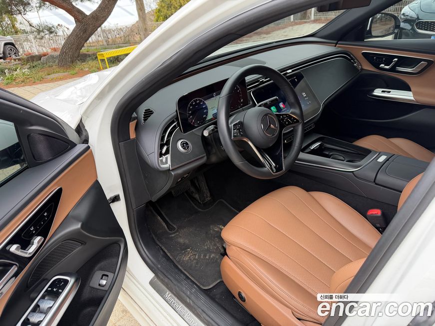 Mercedes-Benz E-Class 2025