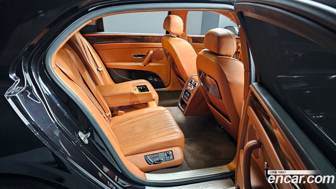 Bentley Flying Spur 2017