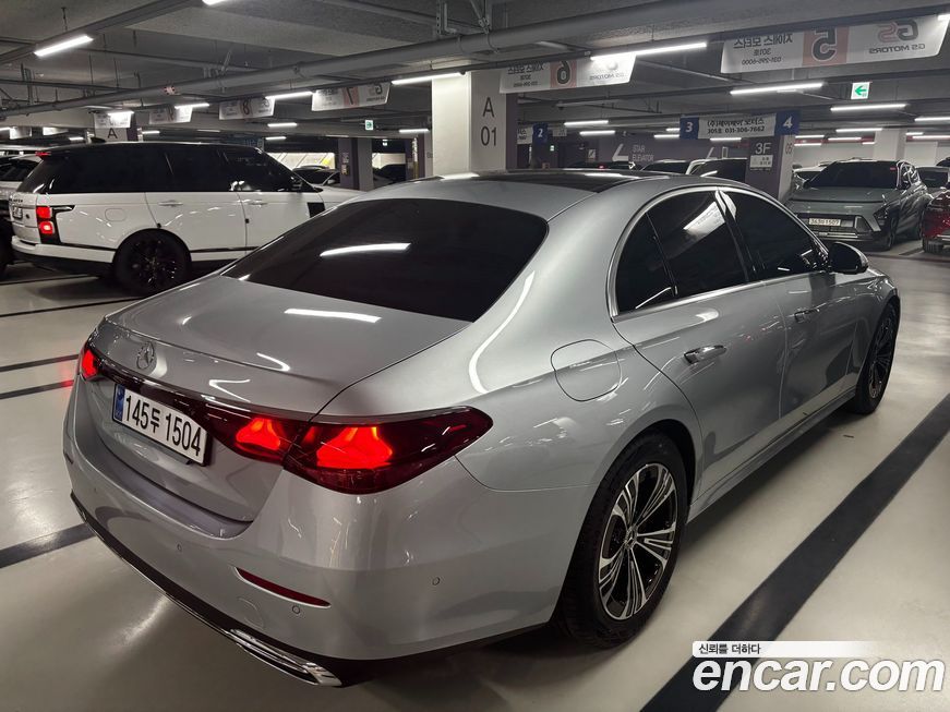 Mercedes-Benz E-Class 2025