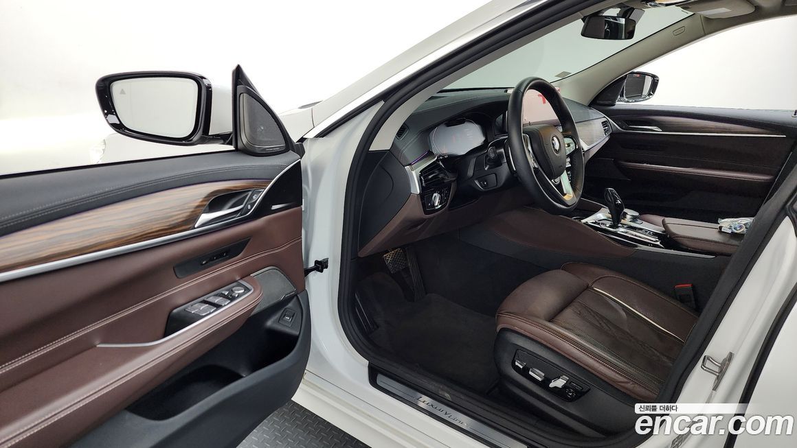 BMW Gran Turismo 2023