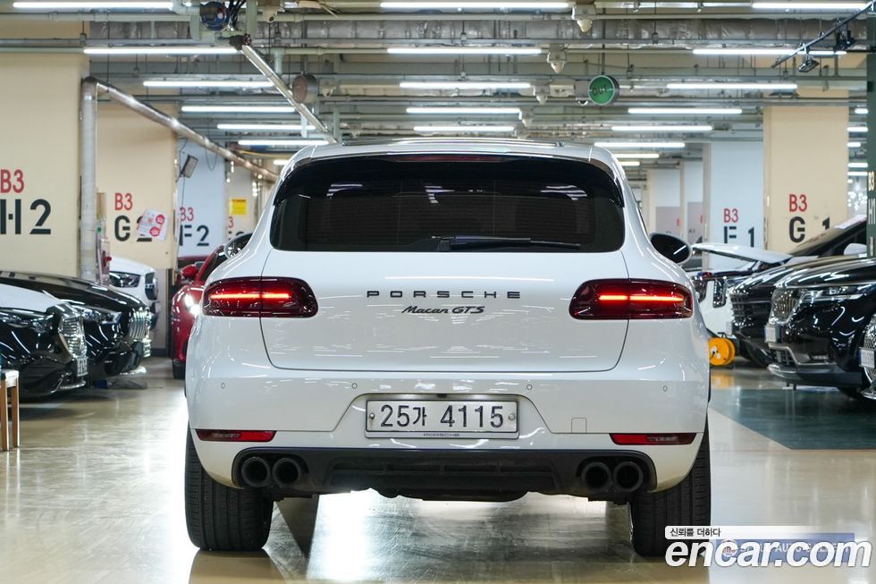 Porsche Macan 2018