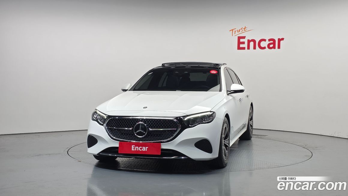 Mercedes-Benz E-Class 2024