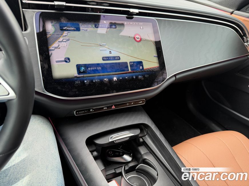 Mercedes-Benz E-Class 2025