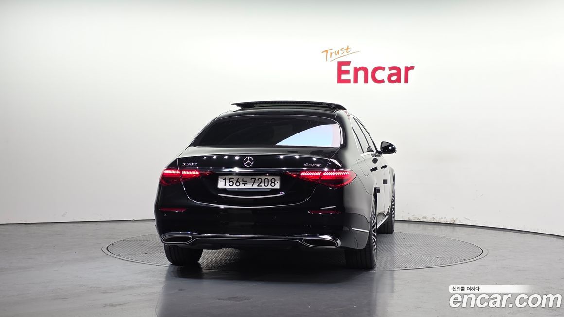 Mercedes-Benz S-Class 2021