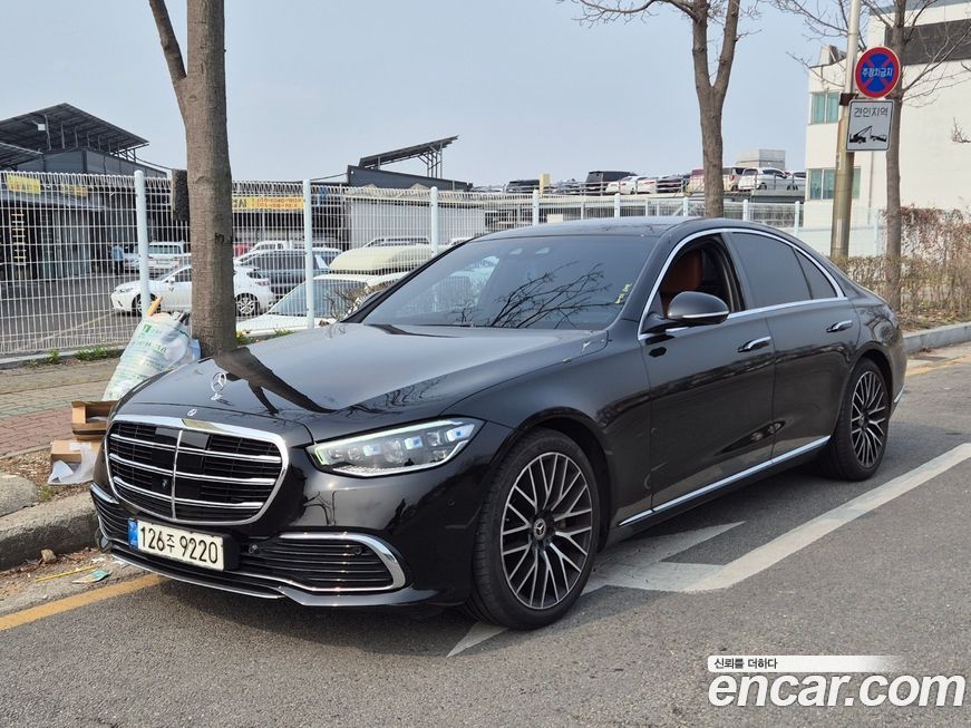 Mercedes-Benz S-Class 2021