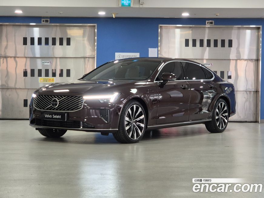 Volvo S90 2026