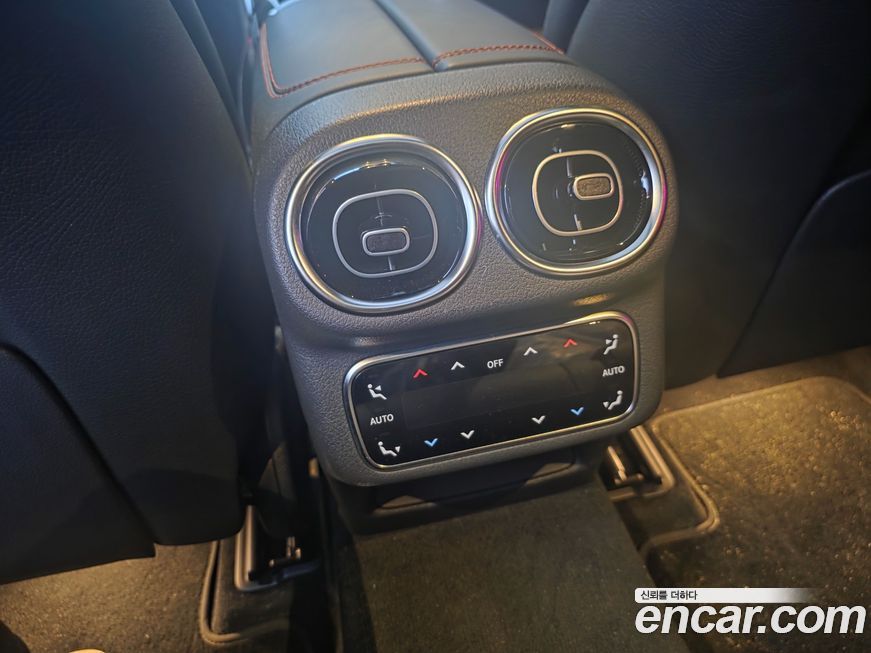 Mercedes-Benz GLC-Class 2024