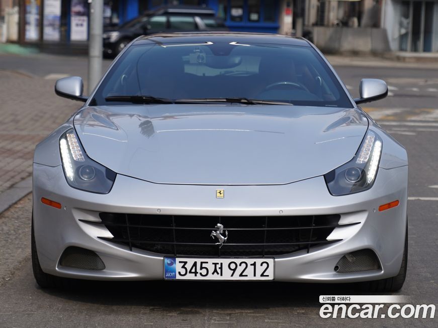 Ferrari FF 2013