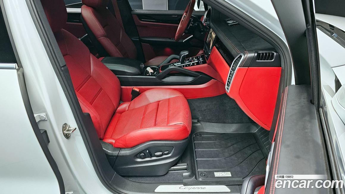 Porsche Cayenne 2023