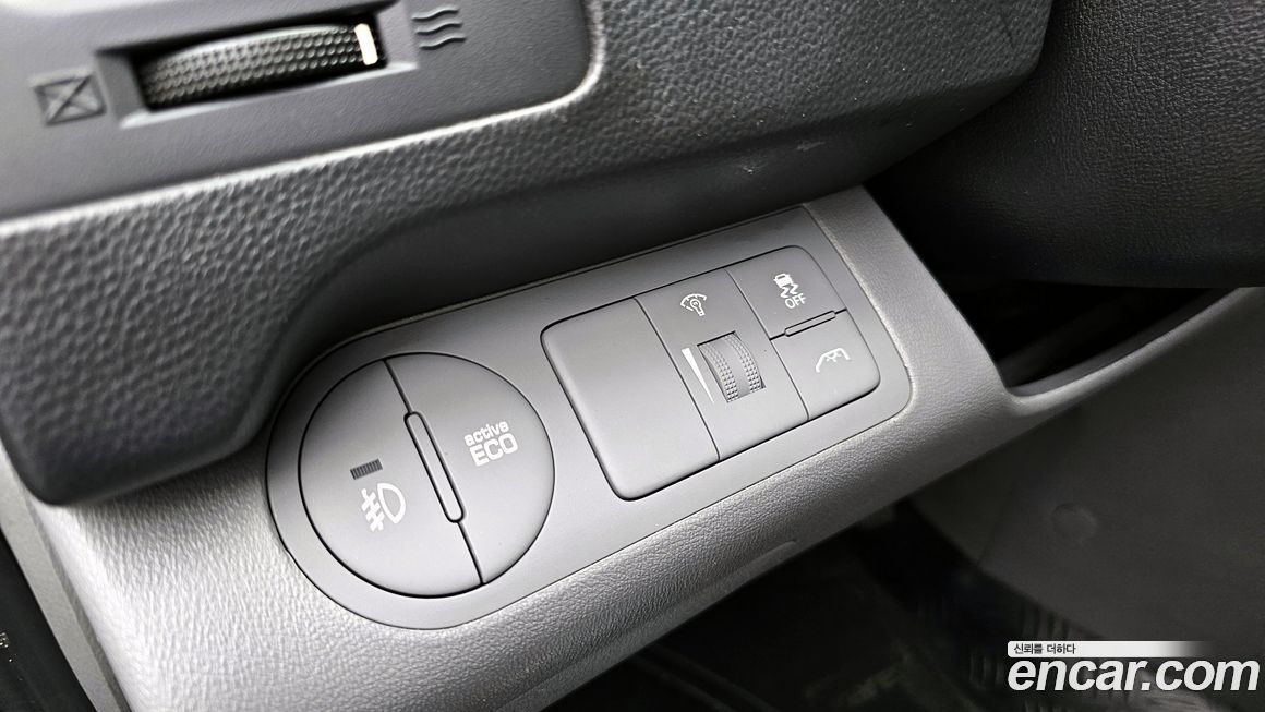 Hyundai Starex 2016