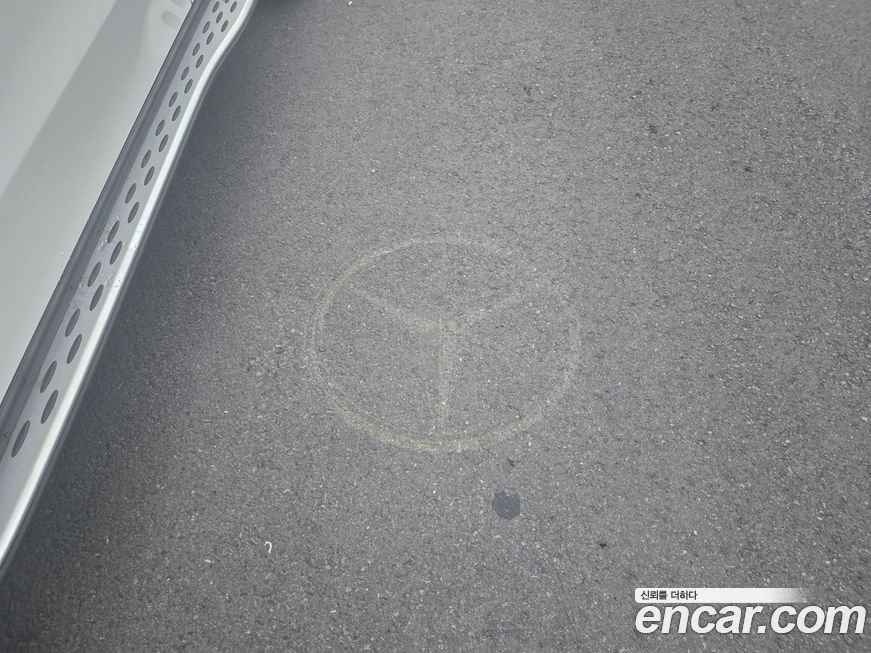 Mercedes-Benz GLC-Class 2024