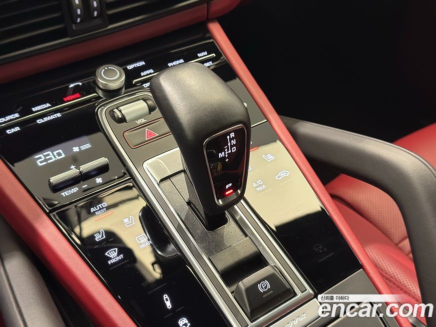 Porsche Cayenne 2023