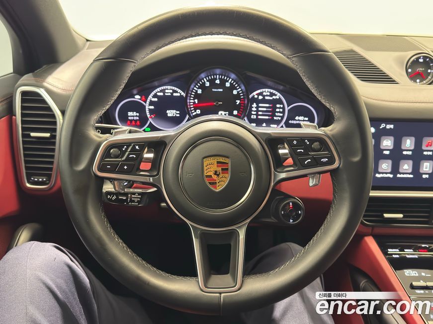 Porsche Cayenne 2023