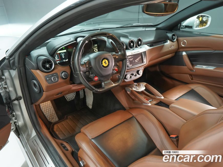 Ferrari FF 2013