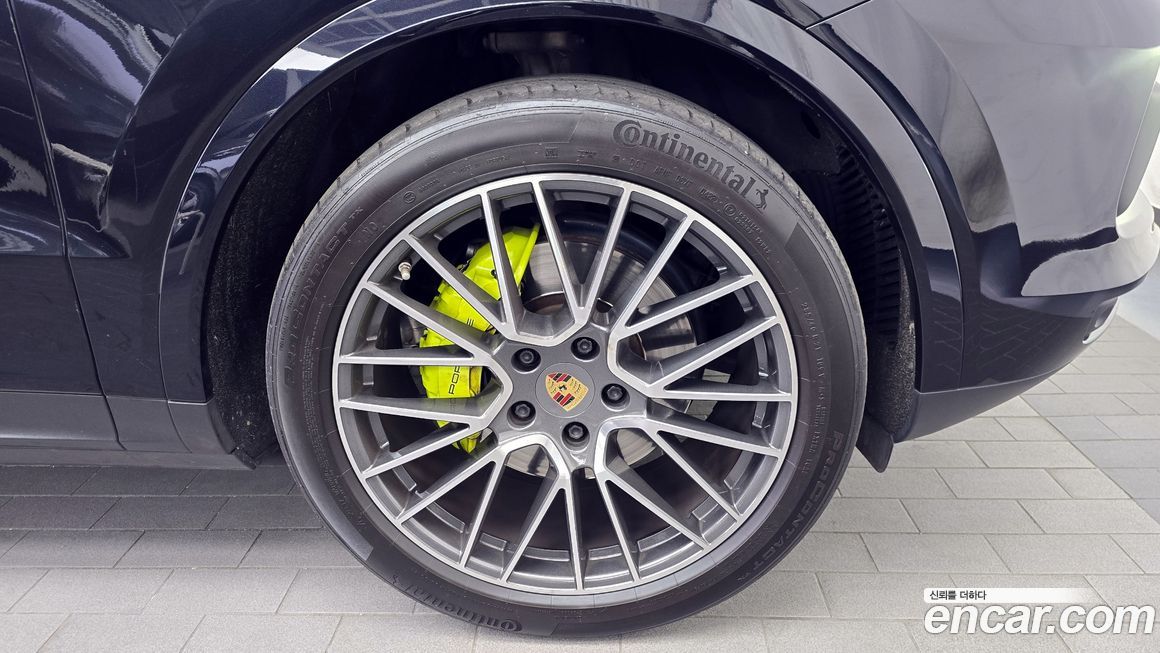 Porsche Cayenne 2022