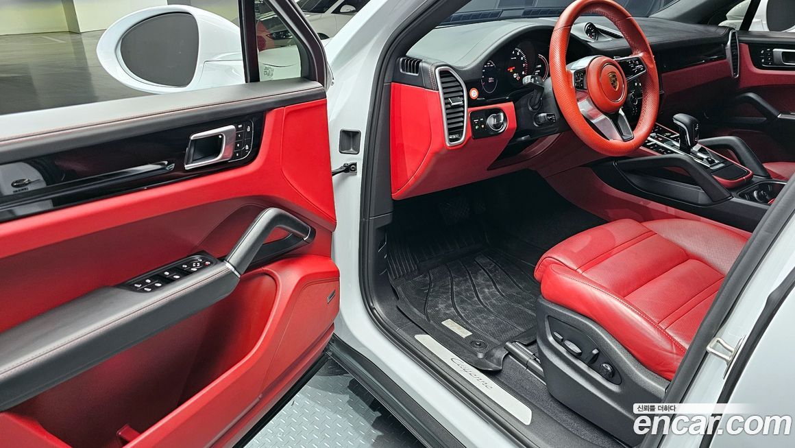 Porsche Cayenne 2023