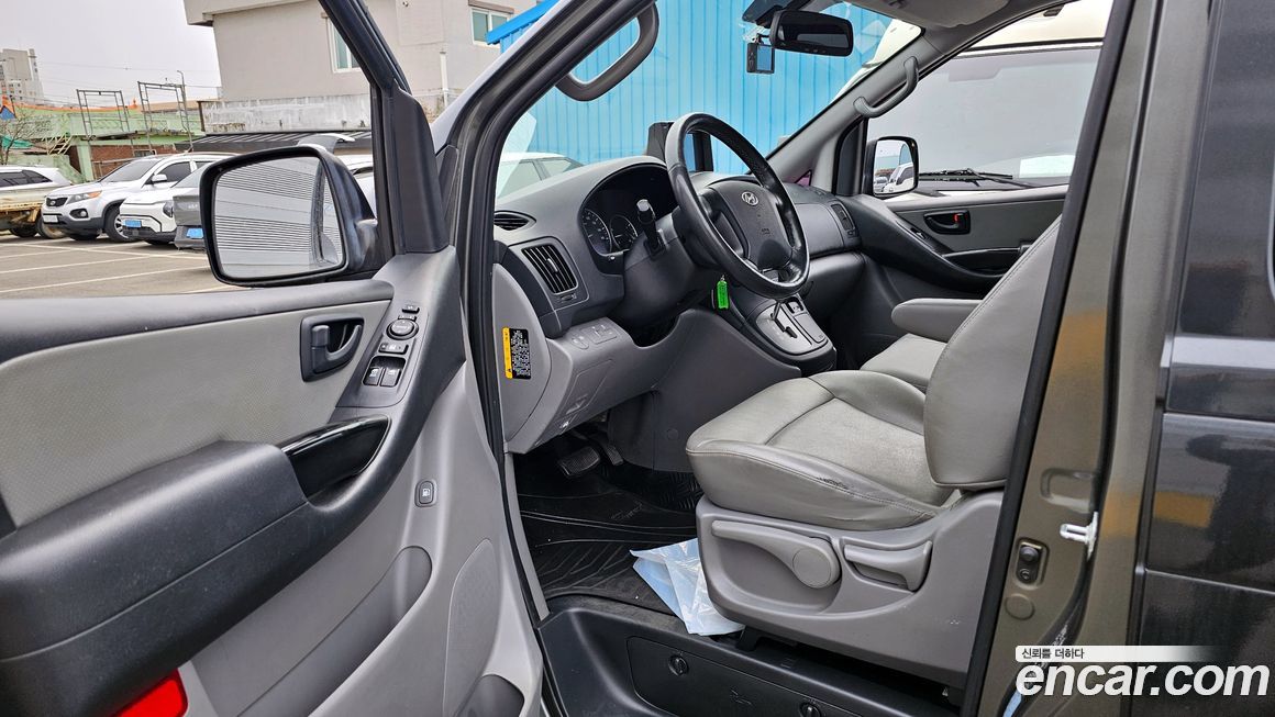 Hyundai Starex 2016