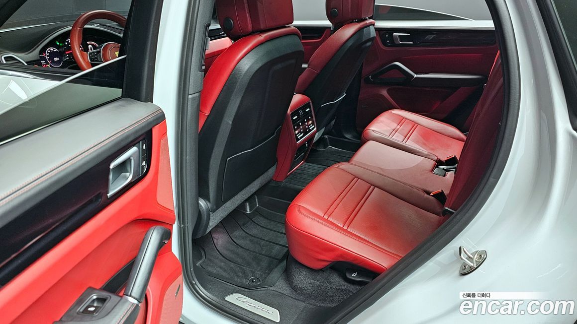 Porsche Cayenne 2023